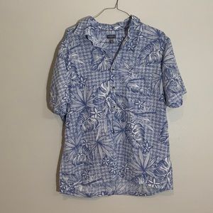 Van Heusen Button up